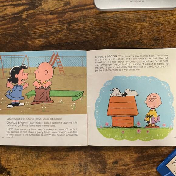 Charlie Brown Vintage 1978 RARE You're in Love Read Along Book & Tape Valentines - Picture 4 of 6